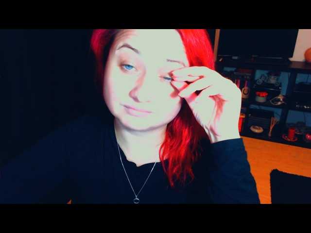 Captures d'écran de diffusion KinkyDomina