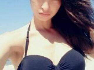 Chat vidéo érotique daynaa