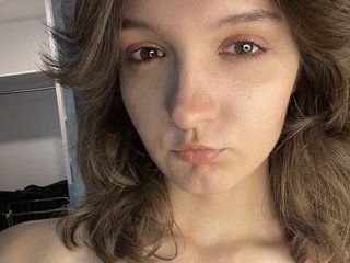 Chat vidéo érotique DebiHenks