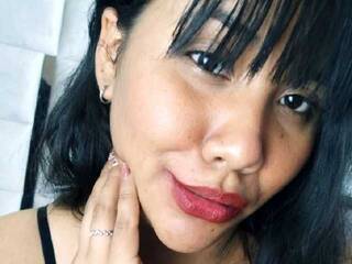 Chat vidéo érotique DellaBaker