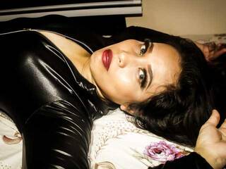 Chat vidéo érotique Devorasmith