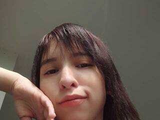 Chat vidéo érotique DollAmmy