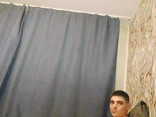 Chat vidéo érotique LoveKissLait_1100