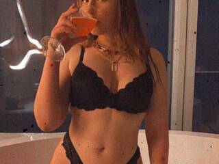 Chat vidéo érotique Dingbing