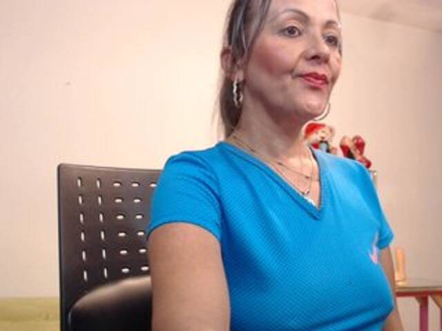 Captures d'écran de diffusion SquirtNstyGrl