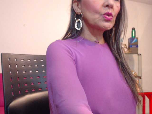 Captures d'écran de diffusion SquirtNstyGrl