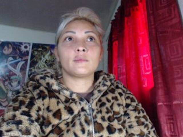 Captures d'écran de diffusion DirtySexAnal