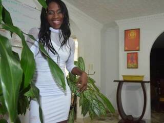 Chat vidéo érotique DolcePinkPuss