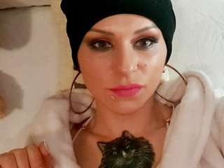 Chat vidéo érotique DolceVioleta92