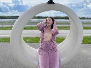 Chat vidéo érotique DollVice