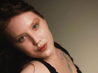 Chat vidéo érotique DollVice