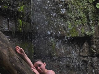 Chat vidéo érotique DomoniqueEdnie