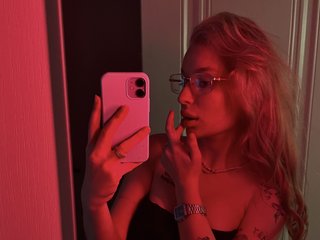 Chat vidéo érotique Dorothya