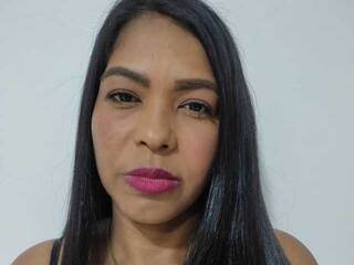 Chat vidéo érotique DoutzenDrose