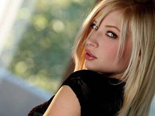 Chat vidéo érotique dunashaa