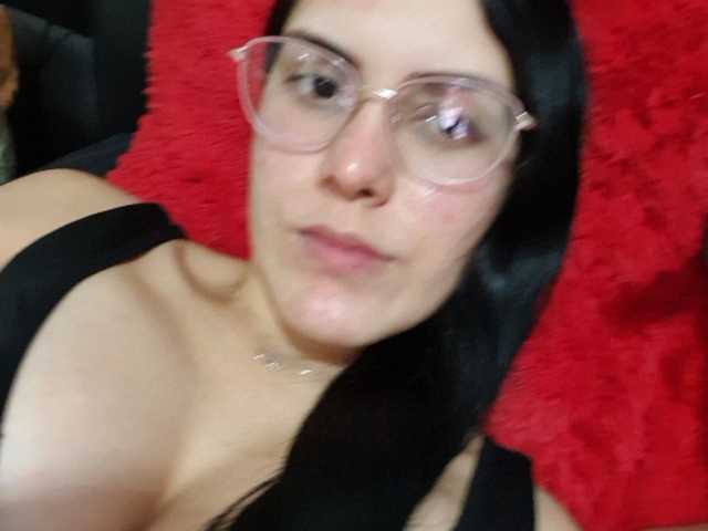 Photos duosexys 1000 cuenta regresiva, 215 ganados, 785 para el show sex! Whipping her butt 3 tk show feet 11 tk take off bra 70 tk take off panties 71 tk Lick her pussy (5 min ) 150 tk Girl Cum on face or mouth 400TK Bj+sex+cum 999 tk