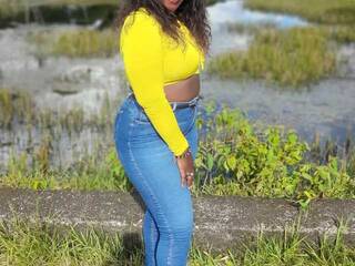 Chat vidéo érotique Ebony-sofia