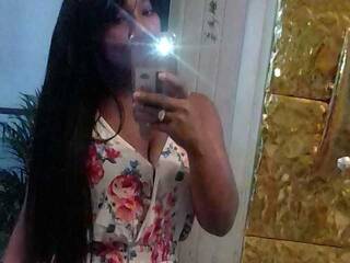 Chat vidéo érotique Ebonydaniela