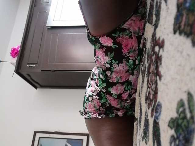 Captures d'écran de diffusion EbonyHotTits