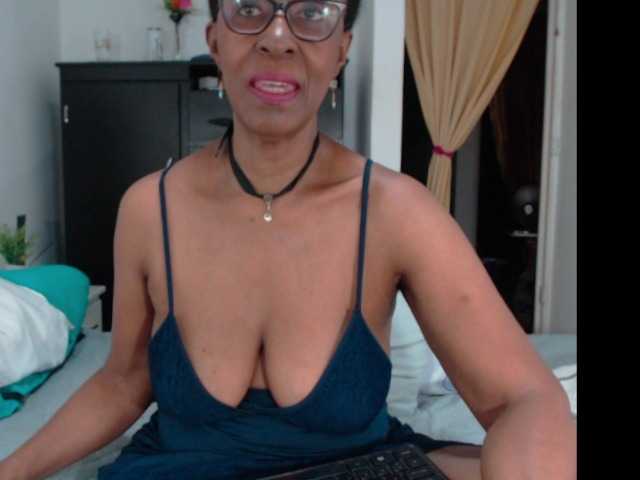 Captures d'écran de diffusion ebonymilf