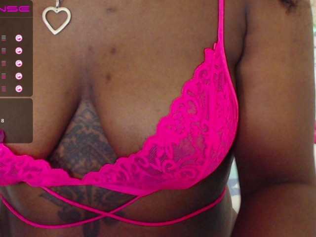 Photos ebonyscarlet #Ebony #panties #bounce my #boobs / #Topless / Eat my #ass in PVT show! squirt show at goal!! 500tk