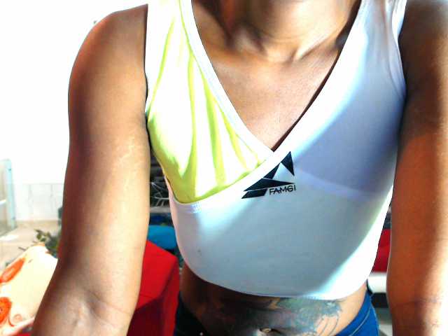 Photos EbonyShow "#ebony #hermosa #anal #latina #dildo #pussy #bigass #ass #cum #deepthroat #feet #horny #atm #naked #suck #spanks #cute #spit #daddy #tatoo #sexy #shaved"