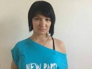 Chat vidéo érotique effina