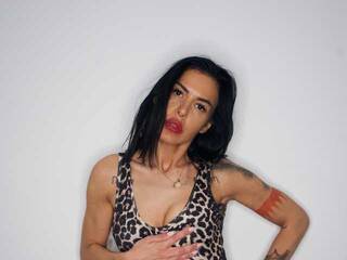 Chat vidéo érotique Elarein