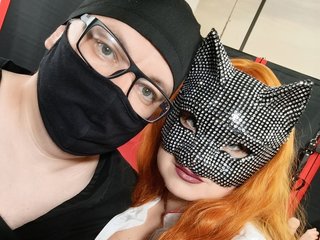 Chat vidéo érotique ElasticaAndDoctorG