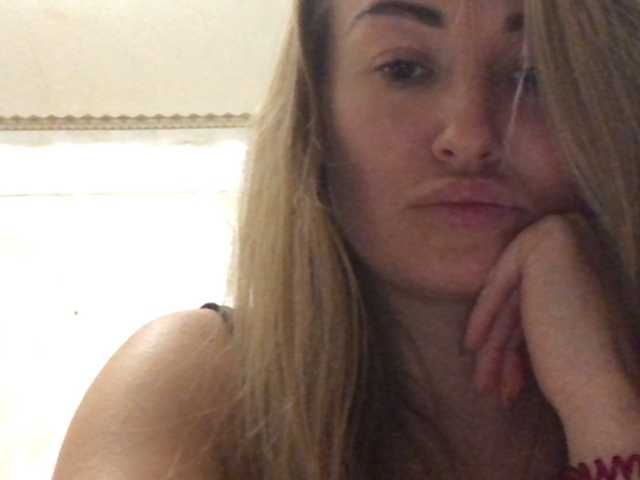 Captures d'écran de diffusion ElegantBlonda