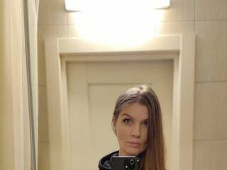 Chat vidéo érotique ElieArt