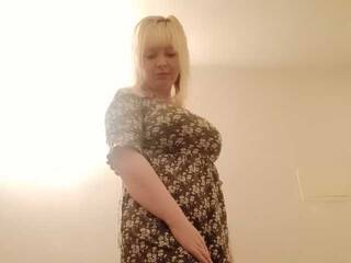 Chat vidéo érotique ElliUensdey