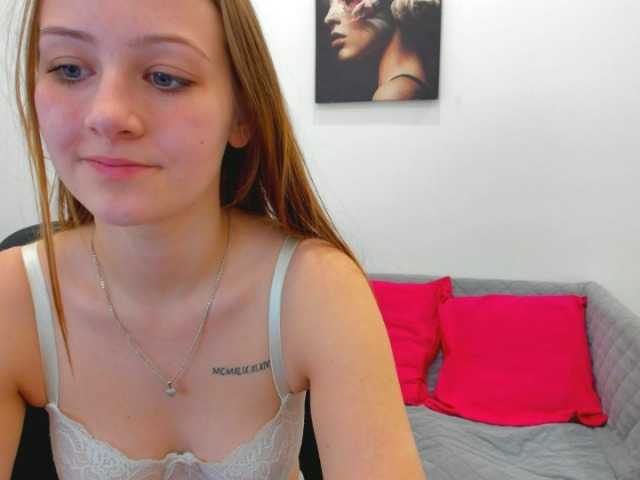 Photos ElsaJean18 Enjoy my lovely #hot show! Warm welcome to everybody! I want to feel you guys #hot #teen #dance #show