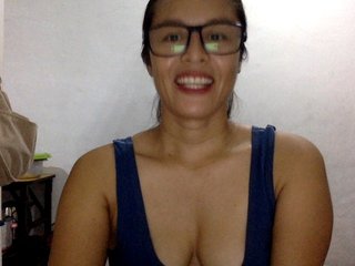 Chat vidéo érotique Emerald8585