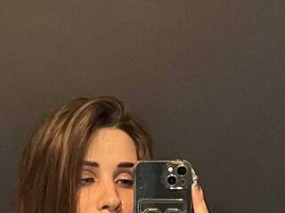 Chat vidéo érotique Reina_Kaneko