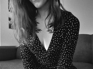 Chat vidéo érotique EmilieEdelana