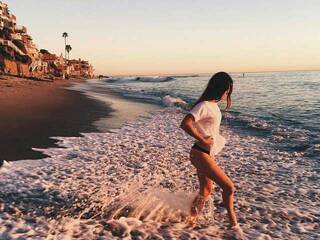 Chat vidéo érotique Emily-64