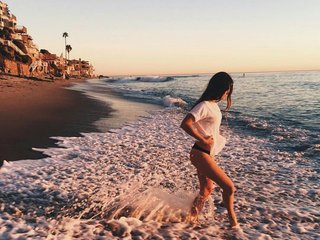 Chat vidéo érotique Emily-64