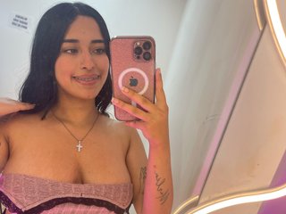 Chat vidéo érotique Emily-tay1