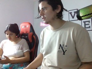 Chat vidéo érotique Emy23Jack23