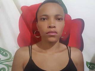 Chat vidéo érotique EPIPHANNIE