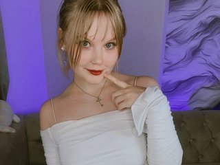 Chat vidéo érotique Essie-Fanning