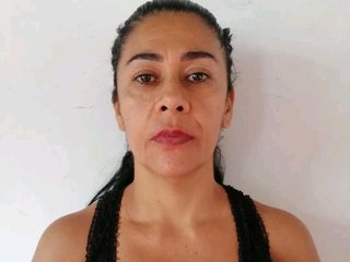 Chat vidéo érotique EVAHOOTXX
