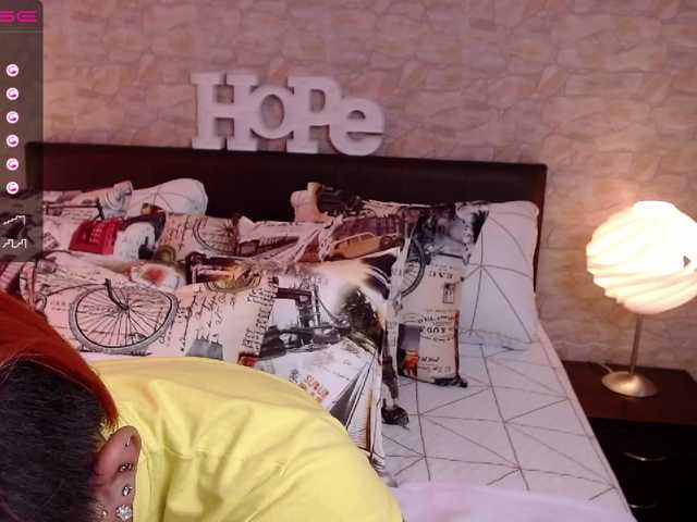 Captures d'écran de diffusion EvelynOwens