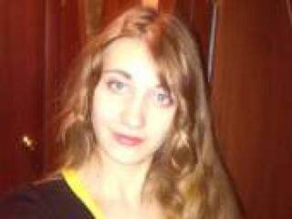 Chat vidéo érotique evilisochka