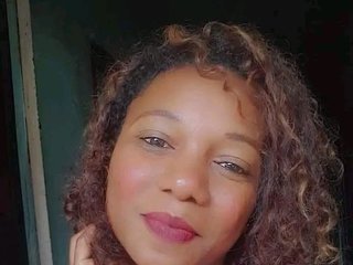 Chat vidéo érotique Faozia