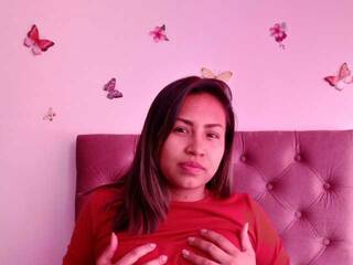 Chat vidéo érotique FELINALI