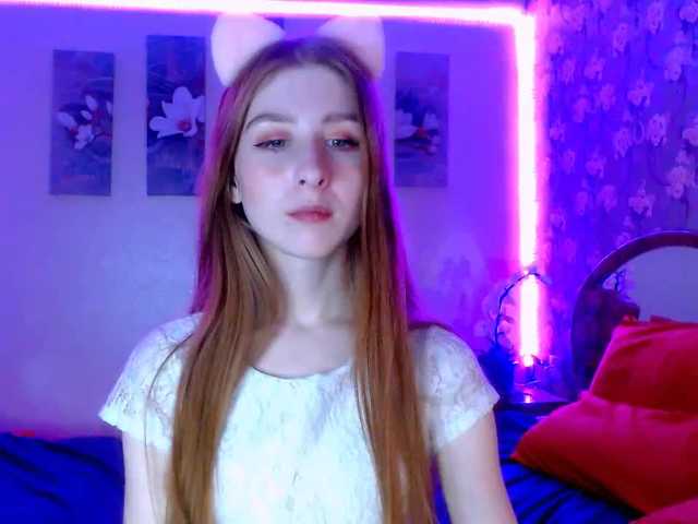 Photos FireShoWw hello in my room! I'm trying to break the earning record! I hope for your help! #young #teen #cute #new #toys #sexy #hot #natural #shaved #smalltits #redhair