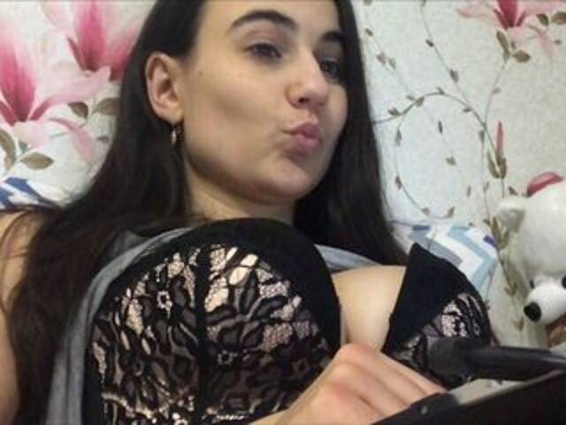 Captures d'écran de diffusion FloverLov