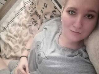 Chat vidéo érotique FortynaDark